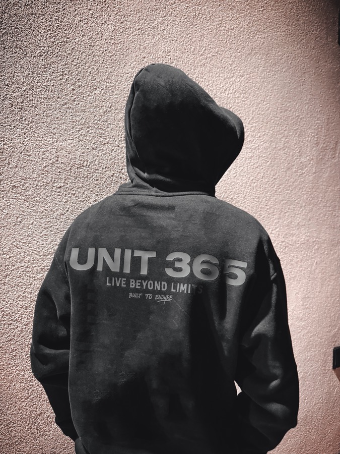 UNIT 365 matte black fit model shot